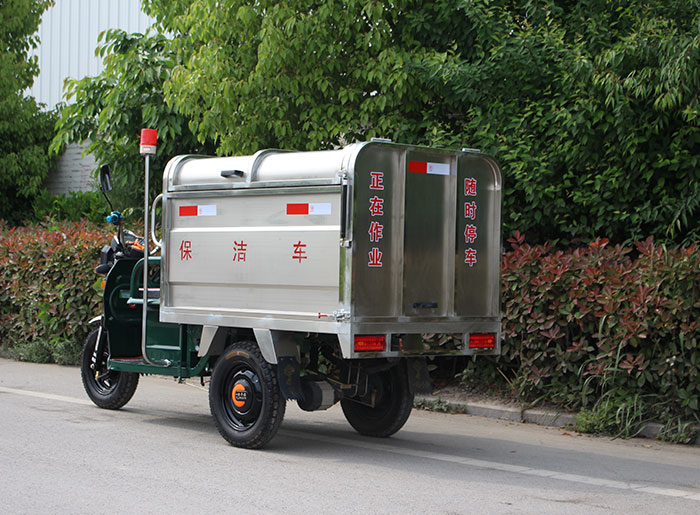 駕駛電動環(huán)衛(wèi)車需注意哪些事項